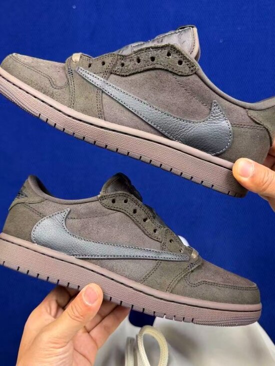 Air Jordan 1 Low OG\